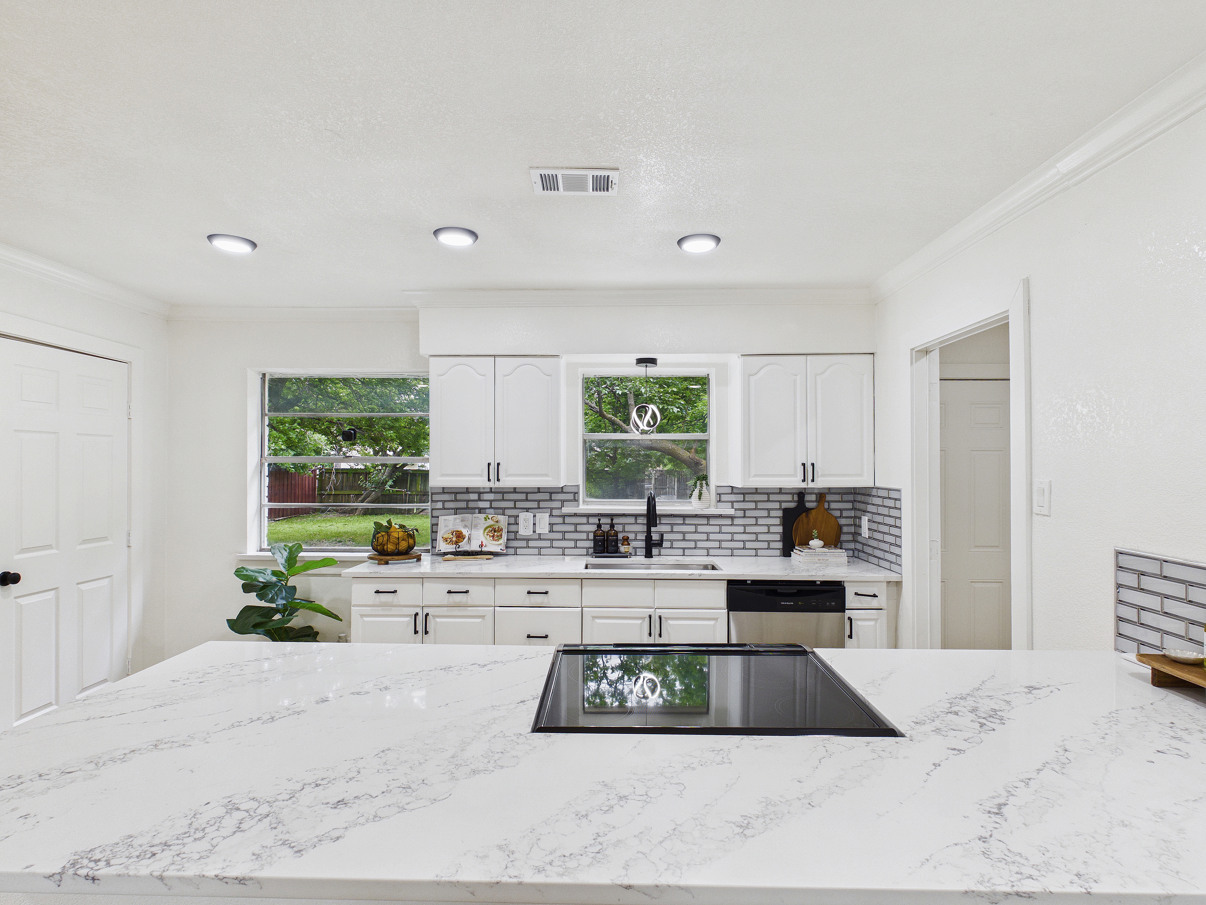 4414 Pineridge Drive, Garland